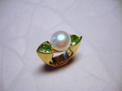 Ringe mit Edelsteinen